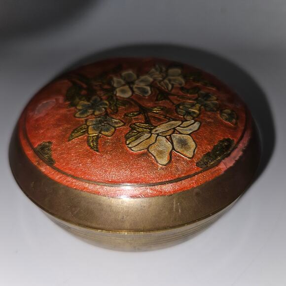 Vintage Brass Trinket Box 4" Red Enamel Floral Inlay Round Jewelry Powder Case - Picture 2 of 8